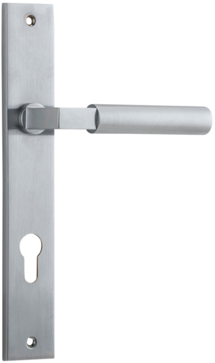 Berlin Lever - Rectangular Backplate - Entry Point - Iver - Brushed Chrome - Door Levers