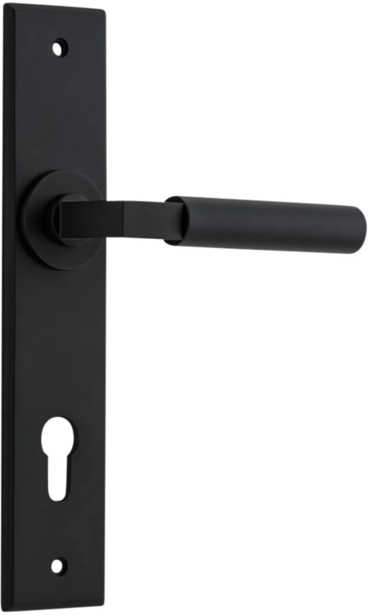 Berlin Lever - Chamfered Backplate - Entry Point - Iver - Matt Black - Door Levers