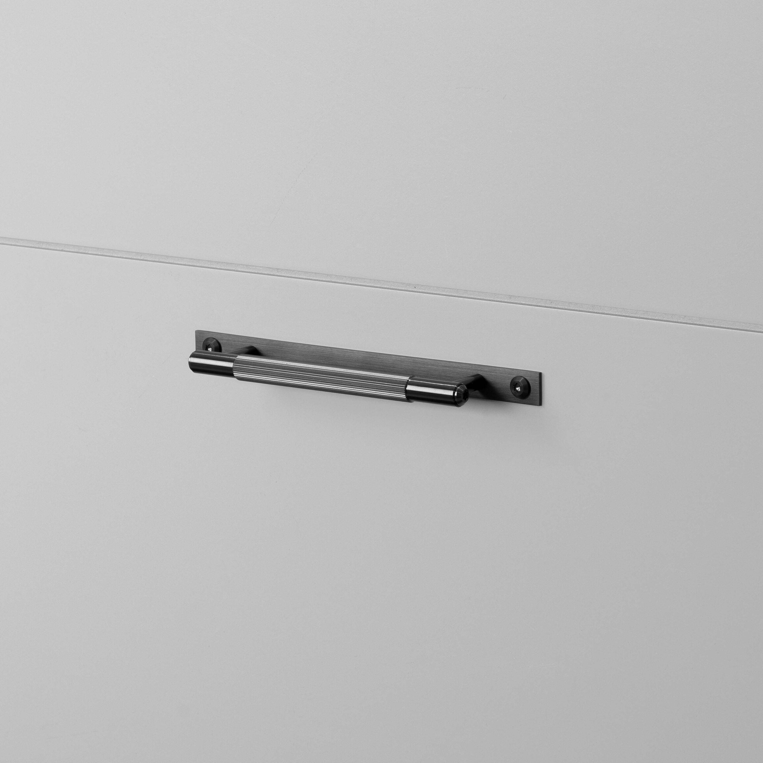 Pull Bar |  Plate |  Linear | By Buster + Punch