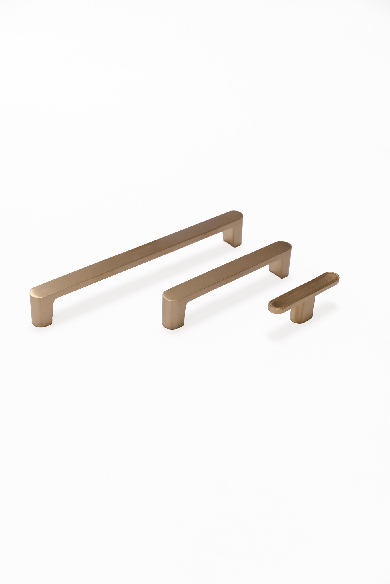 Hilary Brass Cabinetry Handle - Little Swagger