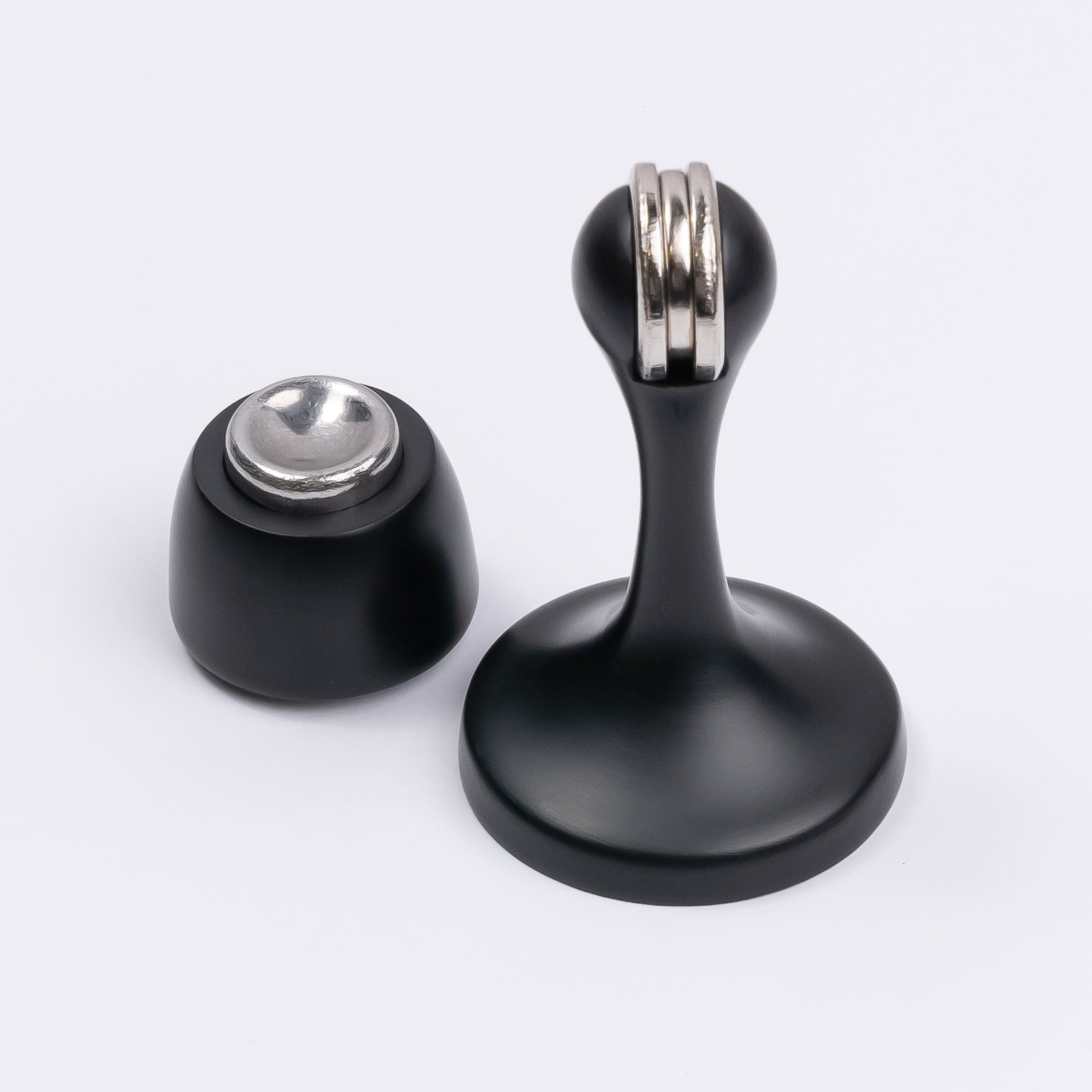 Matt Black Magnetic Door Stop - Manovella