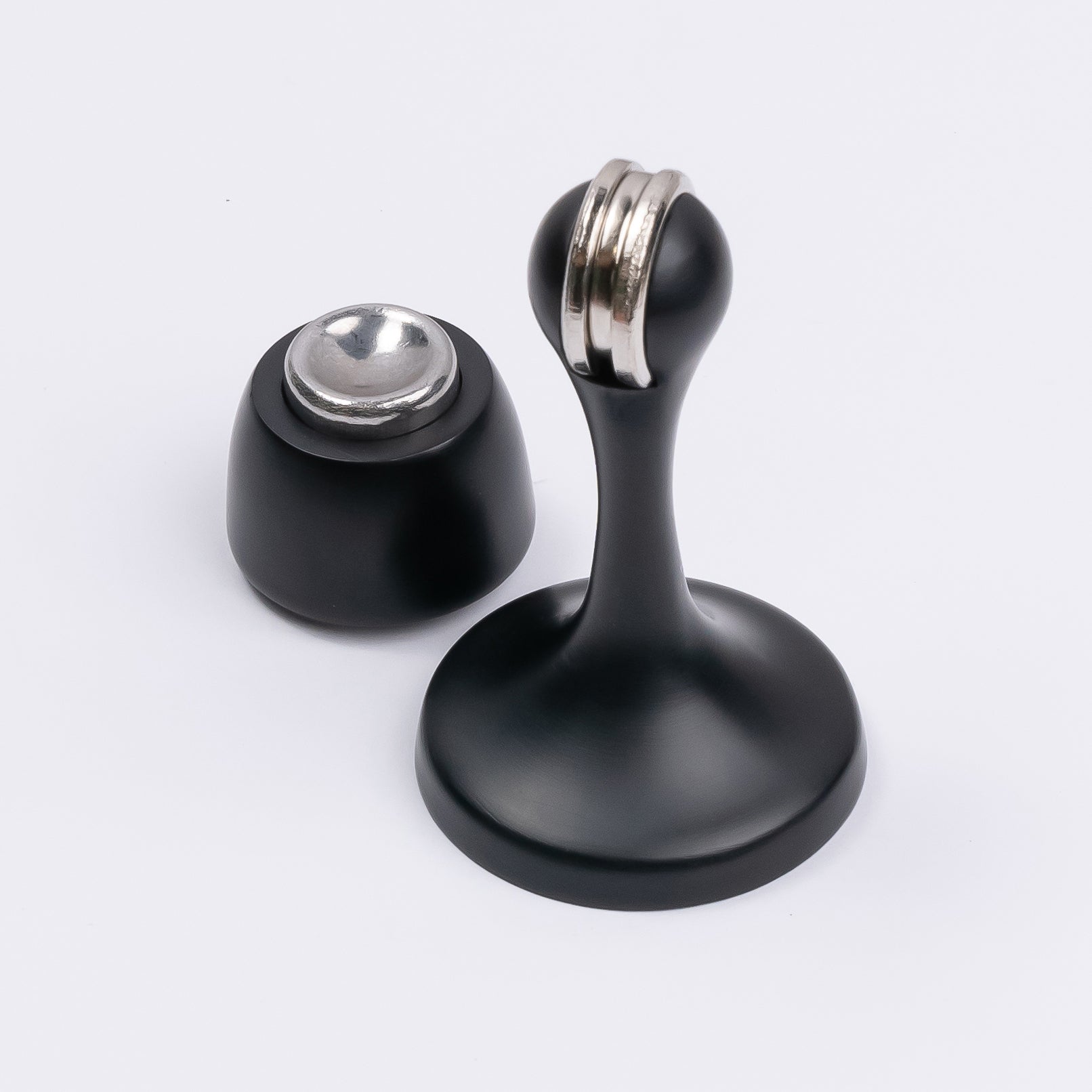 Matt Black Magnetic Door Stop - Manovella