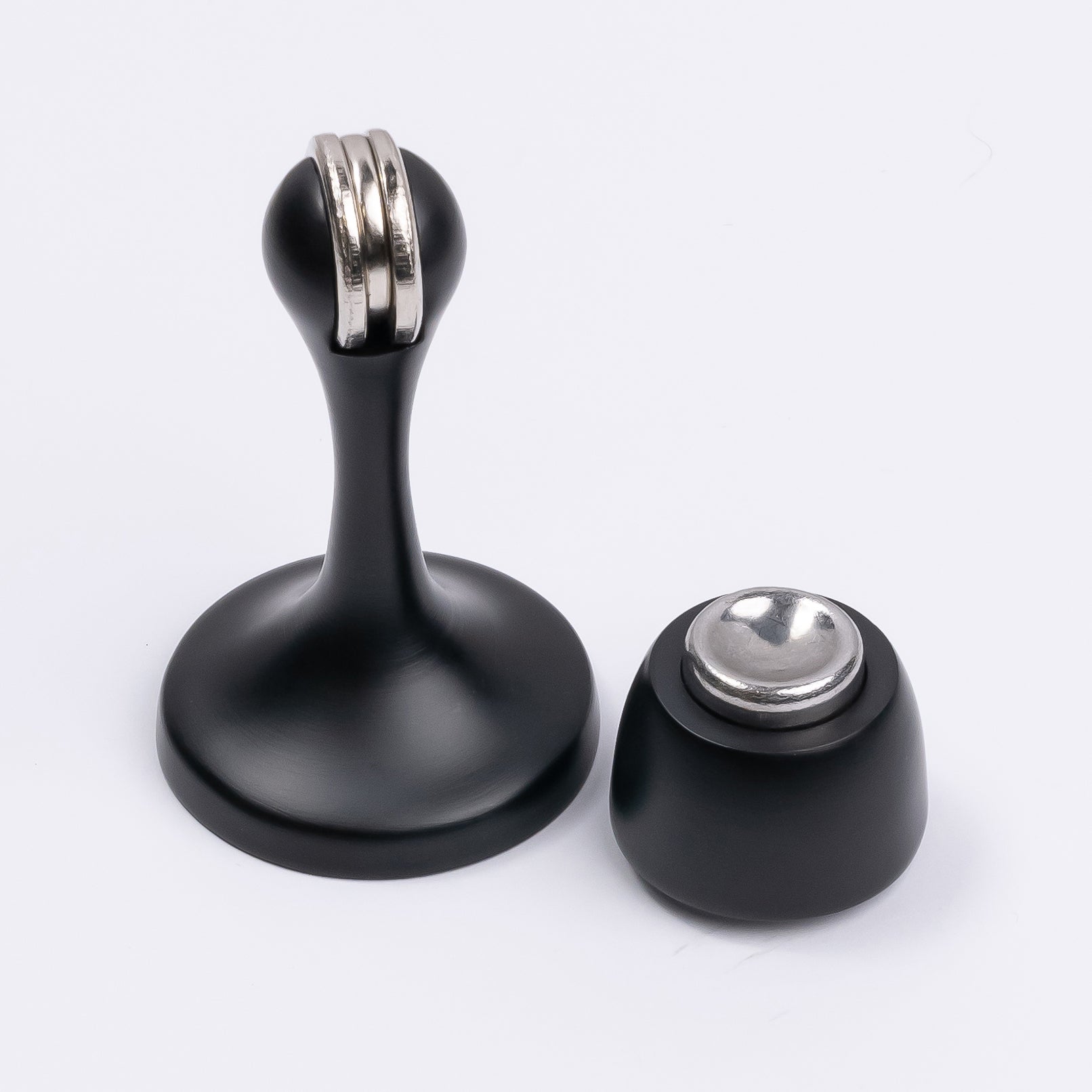 Matt Black Magnetic Door Stop - Manovella