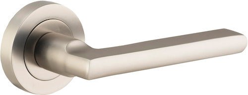 Baltimore Lever - Round Rose - Entry Point - Iver - Satin Nickel - Door Levers