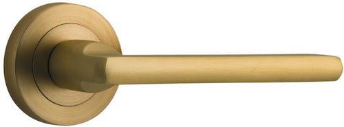 Baltimore Lever - Round Rose - Entry Point - Iver - Brushed Brass - Door Levers