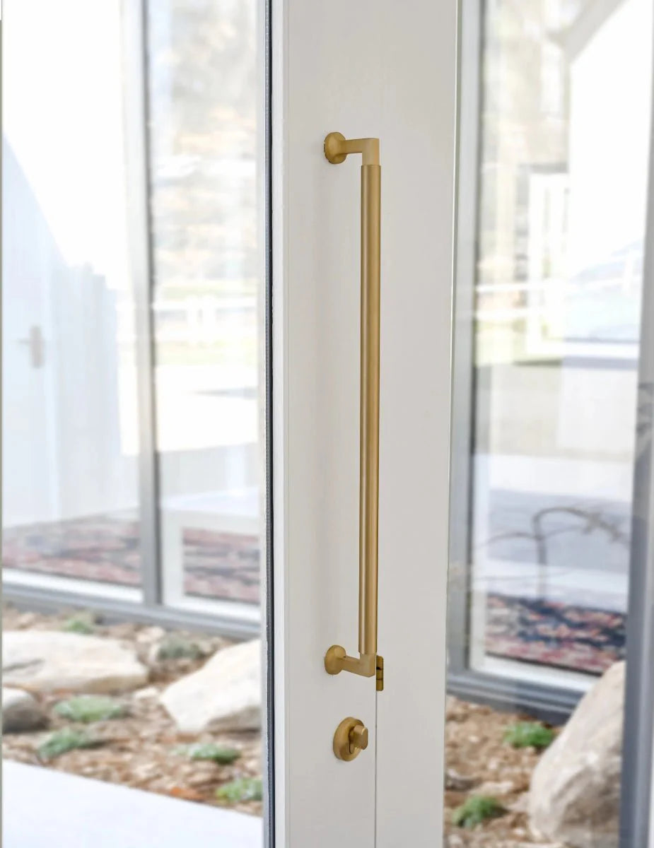 Berlin Pull Handle - Entry Point - Iver - Brushed Brass - Pull Handles