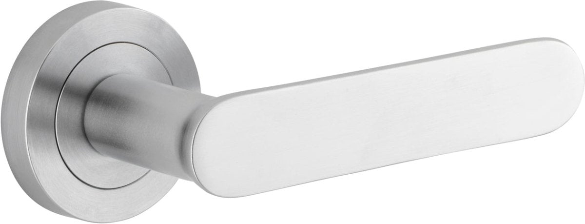 Bronte Lever - Round Rose - Entry Point - Iver - Brushed Chrome - Door Levers