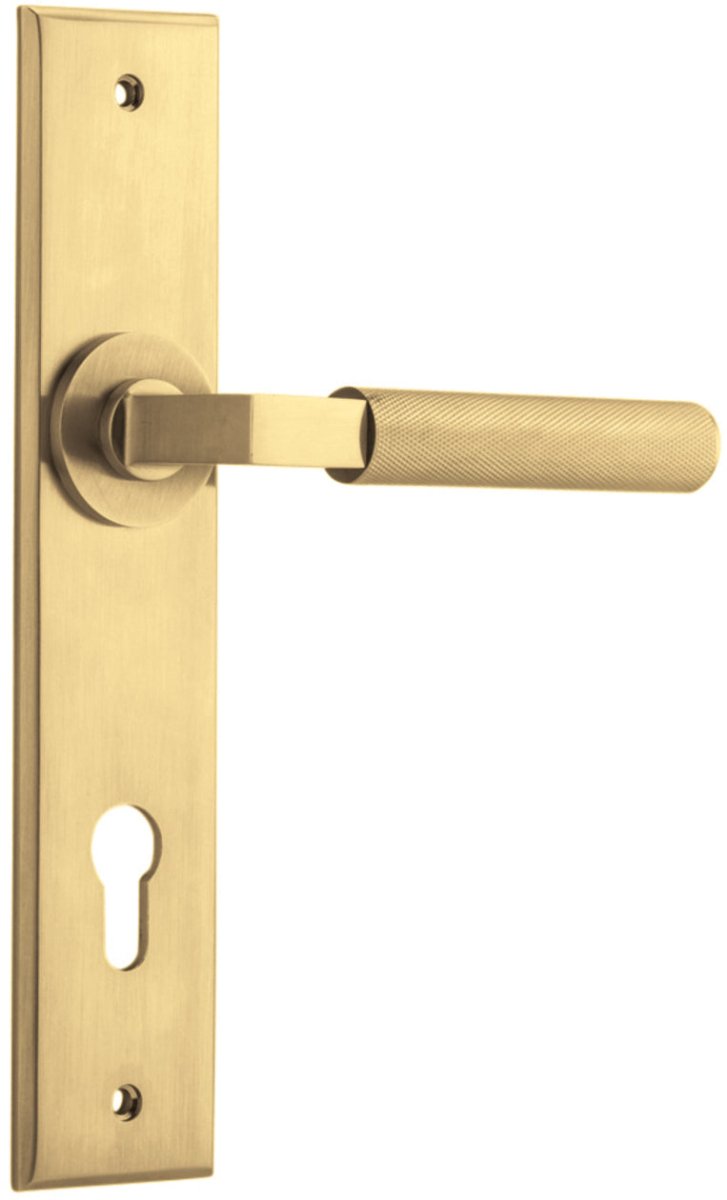 Brunswick Lever - Chamfered Backplate By Iver - Entry - Point - 16296E85 - Iver