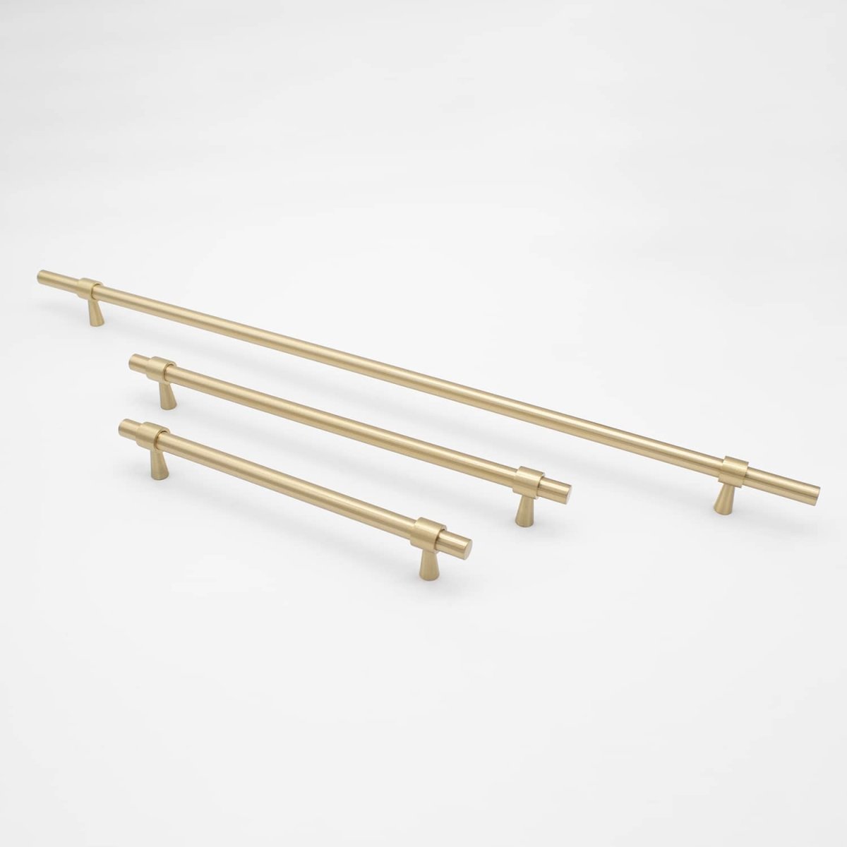 Brushed Brass Timeless Pull - Phoebe - Manovella - Entry - Point - CABPHO200BB - Manovella