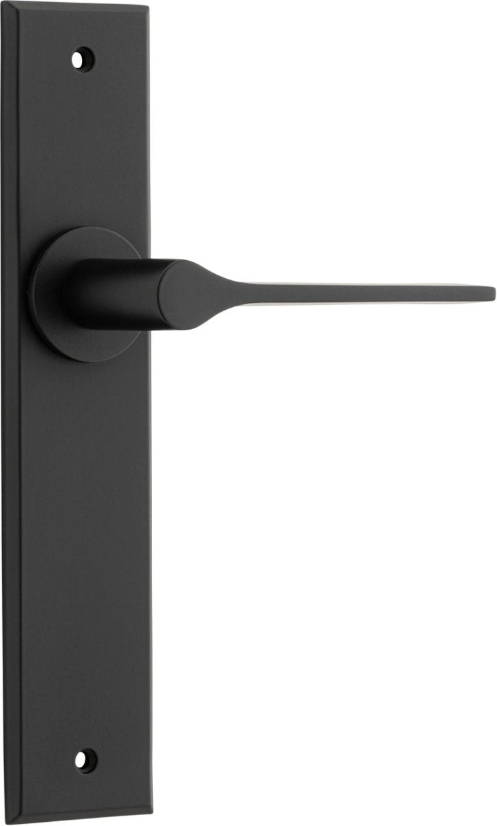 Como Lever - Chamfered Backplate - Entry Point - Iver - Matt Black - Door Levers