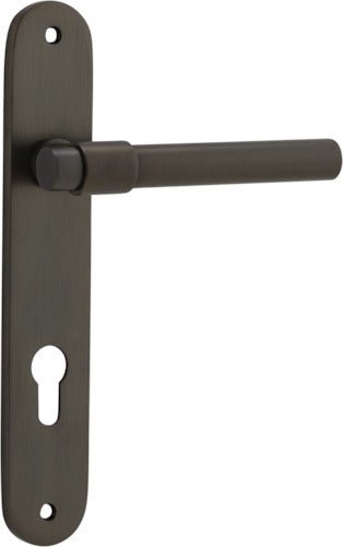 Helsinki Lever - Oval Backplate - Entry Point - Iver - Signature Brass - Door Levers