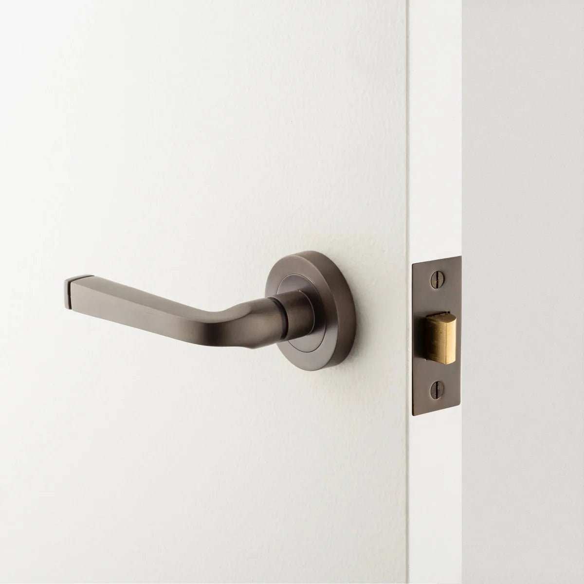 IVER Annecy Solid Brass Round Rose Door Handle – Multiple Finishes Available - Entry - Point - 0451 - Iver