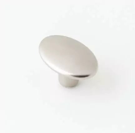 The Century Oval Knob By Castella - Entry - Point - 165.037.13 - Castella